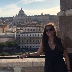 Meet your Posher, Michelle